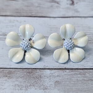 Vintage Clip On Earrings Large Cream Flower Statement 1.25"
